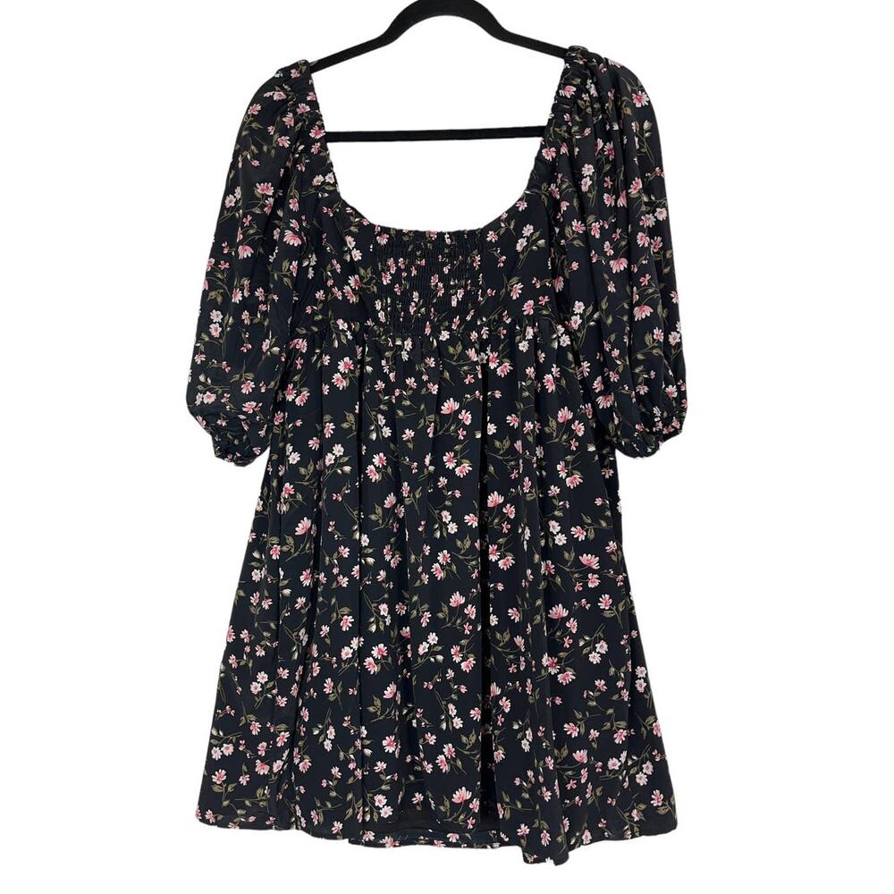 WAYF dress black floral puff sleeve babydoll - Picture 3 of 4